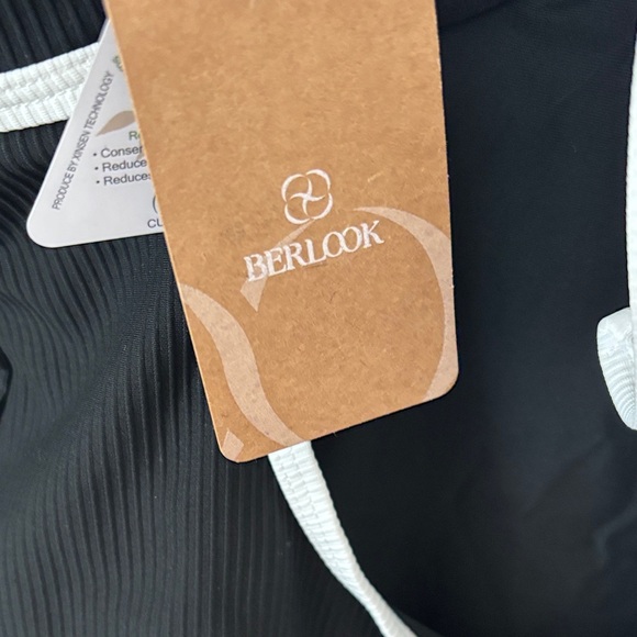 Women’s Black & White One-Piece Swimsuit - Underwire Support - Picture 4 of 4